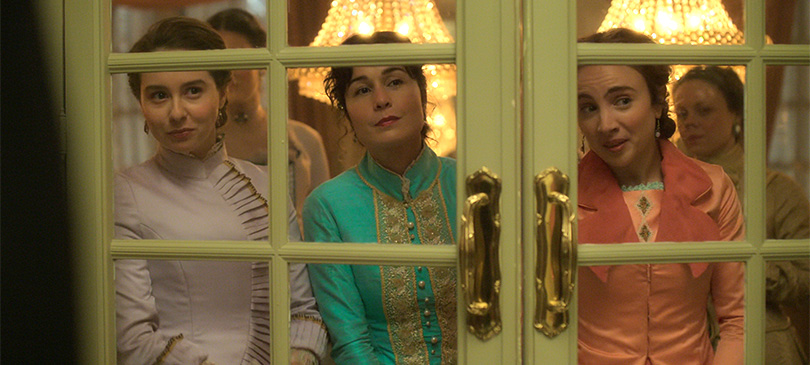 Manuale per signorine serie tv simili a Bridgerton Netflix